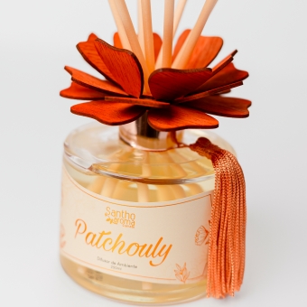 Difusor de Aromas com Varetas Patchouly Acabamento Flor 250ml